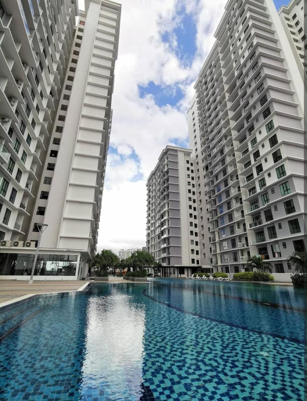 Platino 4Bedrooms Paradigm Mall Netflix By Stay Johor Bahru Extérieur photo
